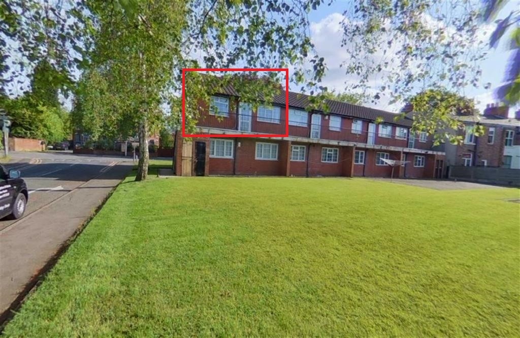 Stockport 2 Bed Flat, Adswood Lane West, SK3 To Rent Now for £900.