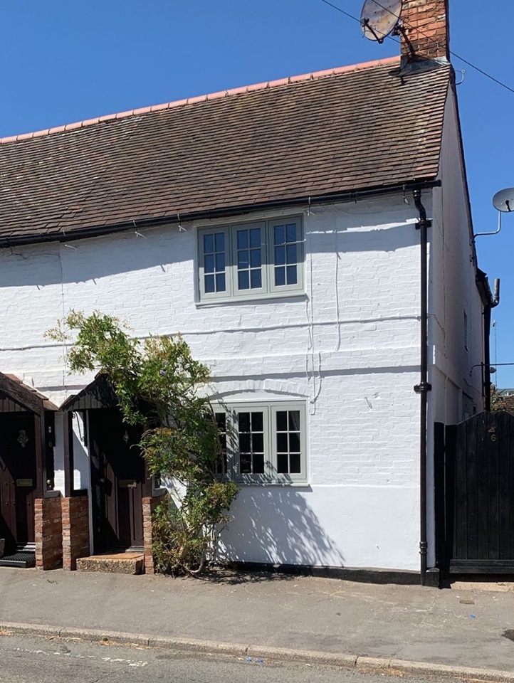 Wolston, Coventry 2 Bed SemiDetached House, Warwick Road, CV8 To