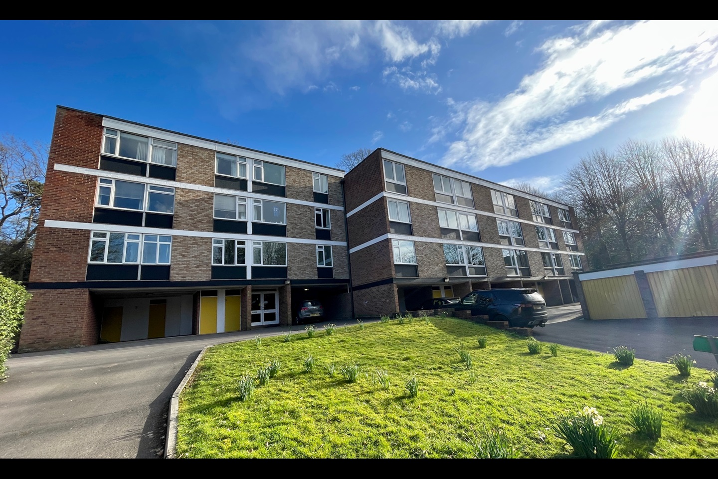 Bristol 2 Bed Flat, Westacre Close, BS10 To Rent Now for £1,145.00 p/m