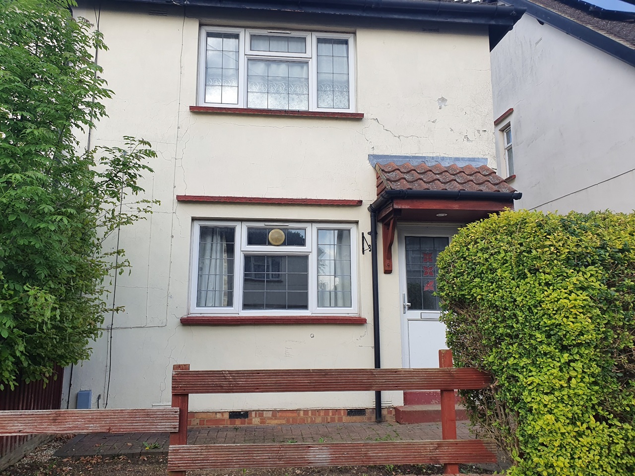 Stevenage 3 Bed SemiDetached House, Ellis Avenue, SG1 To Rent Now