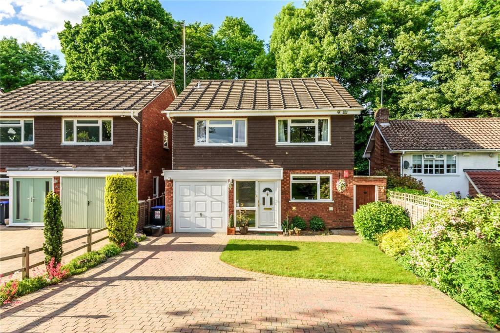 Stoke Poges 4 Bed Detached House, Rogers Lane, SL2 To Rent Now for