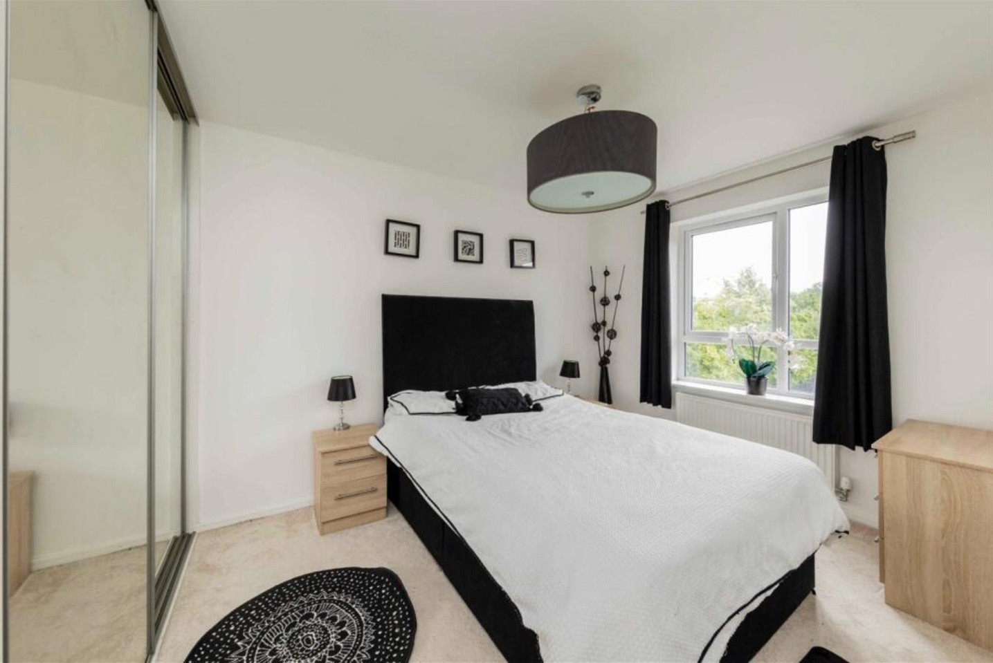 Salford Room in a Shared House, Mallow Drive, M7 To Rent Now for £