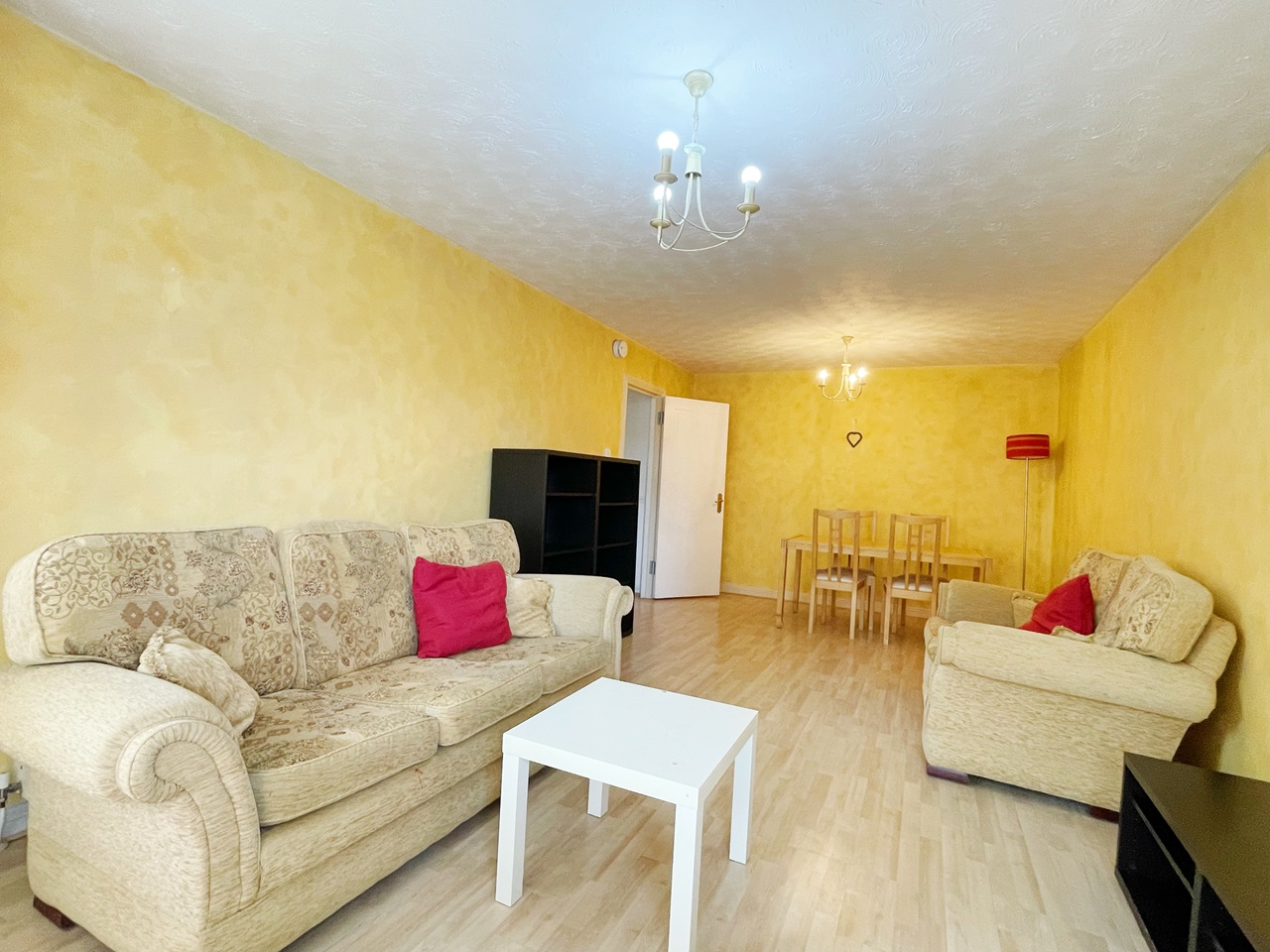 Edinburgh 2 Bed Flat, West Bryson Road, EH11 To Rent Now for £1,450