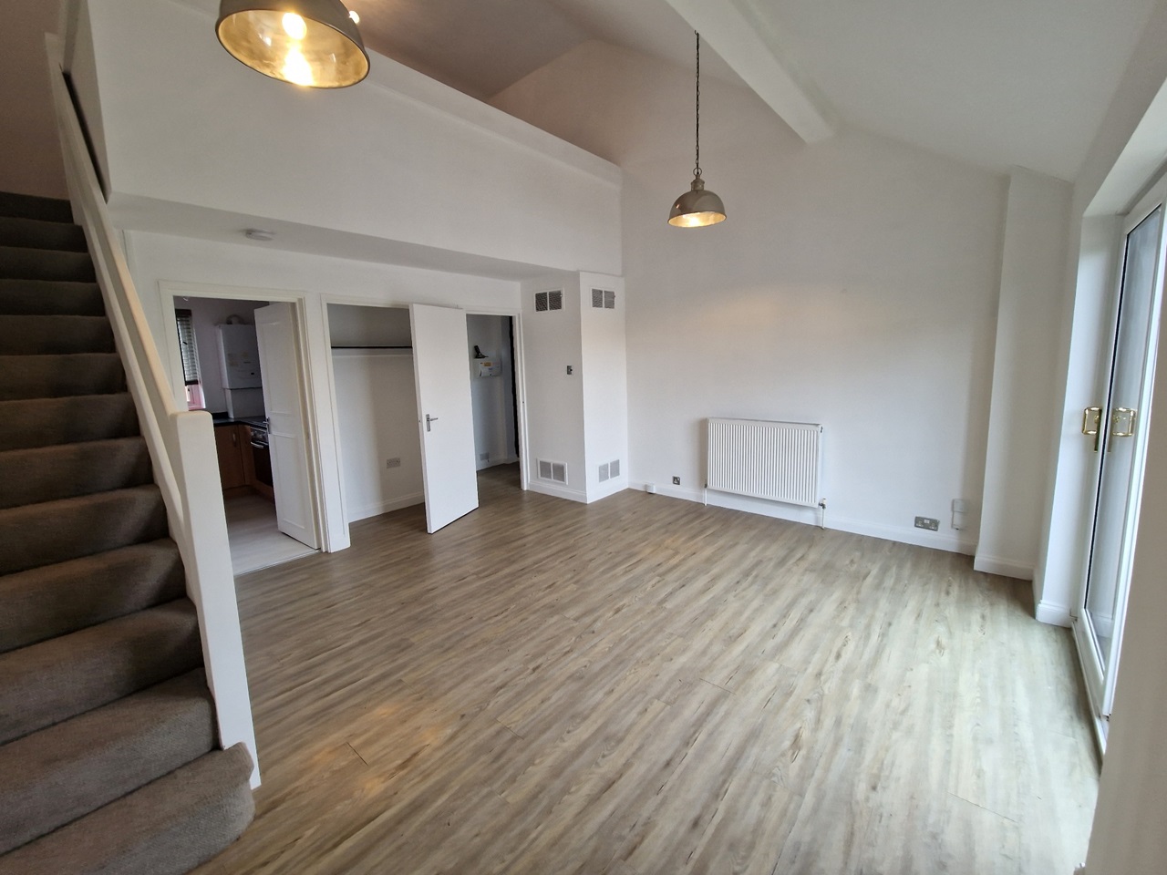 Lower Earley, Reading 1 Bed Flat, Maiden Place, RG6 To Rent Now for