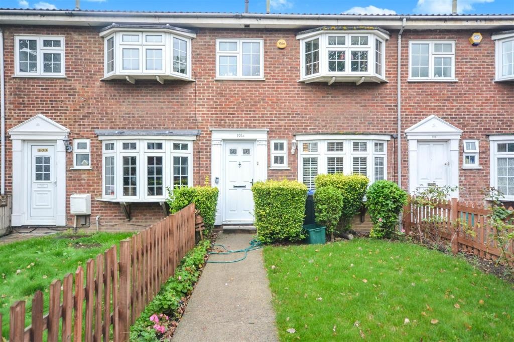 London 3 Bed Terraced House, Grand Drive, SW20 To Rent Now for £