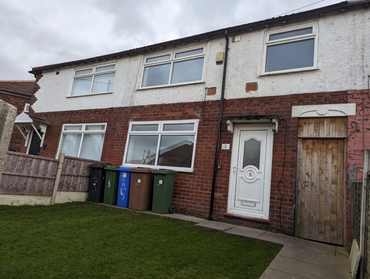 Droylsden, Manchester 3 Bed Terraced House, Short Avenue, M43 To