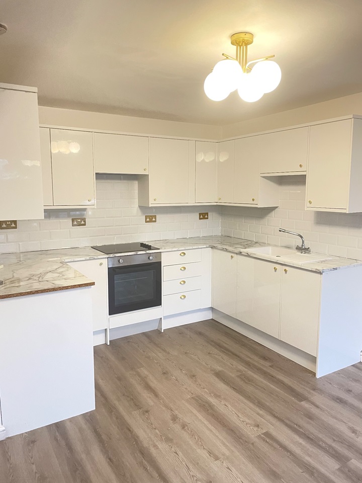Rainham 2 Bed Upminster Road North, RM13 To Rent Now