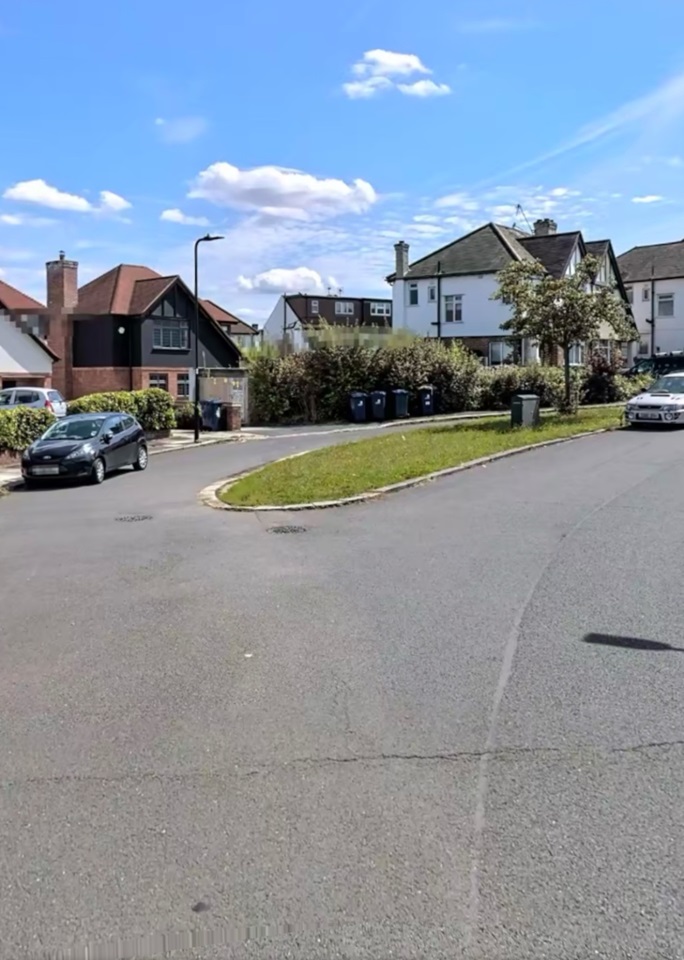 Greenford Room in a Shared House, Chinnor Crescent, UB6 To Rent Now for £600.00 p/m