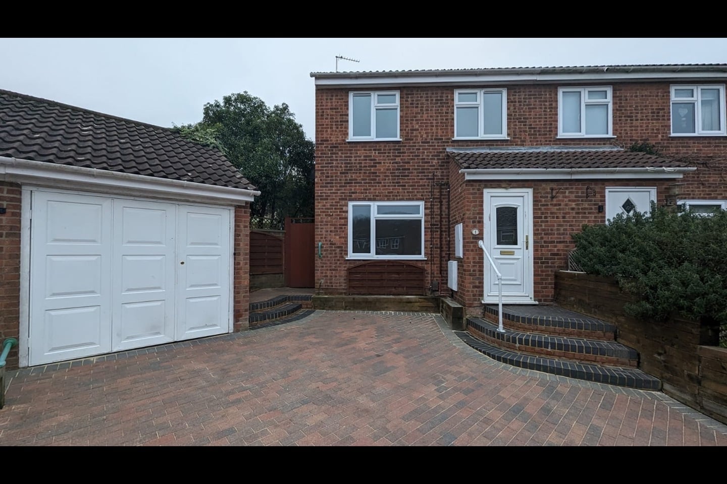 Colchester 3 Bed SemiDetached House, Hillston Close, CO2 To Rent