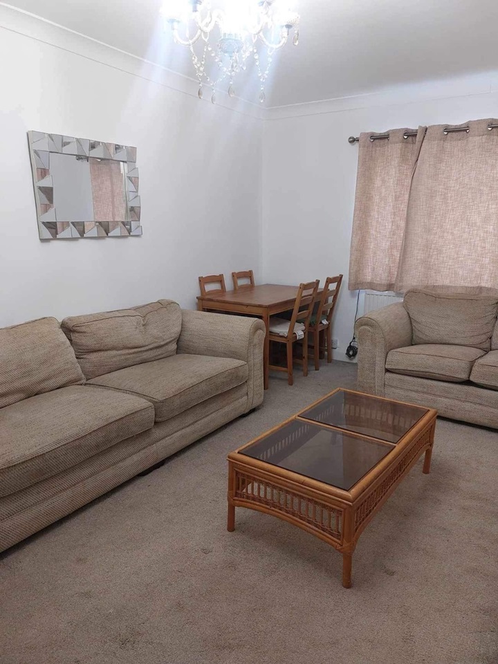 Croydon 3 Bed Terraced House, Oakmead Road, CR0 To Rent Now for £