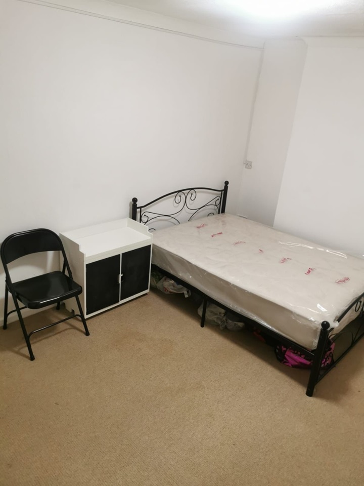 Walthamstow Room in a Shared House, Mount Pleasant, E17 To Rent Now