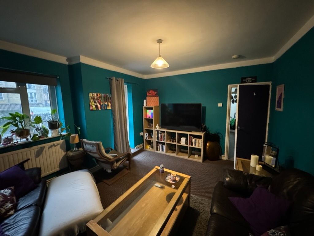 London Room in a Shared Flat, Dugdale House, N7 To Rent Now for £