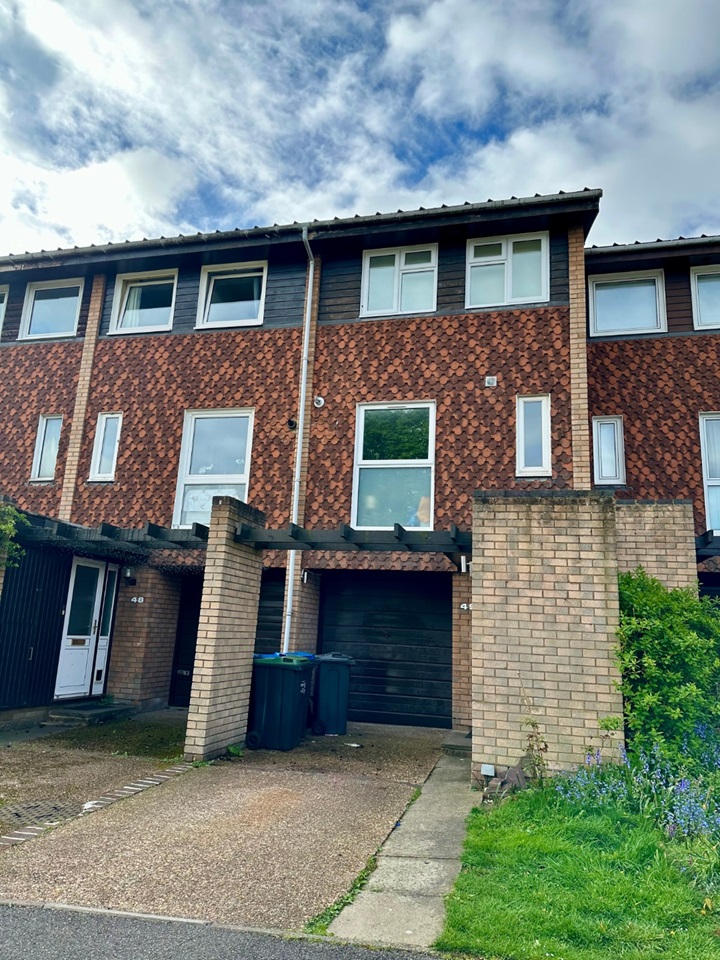 Croydon 3 Bed Terraced House, Bardsley Close, CR0 To Rent Now for £