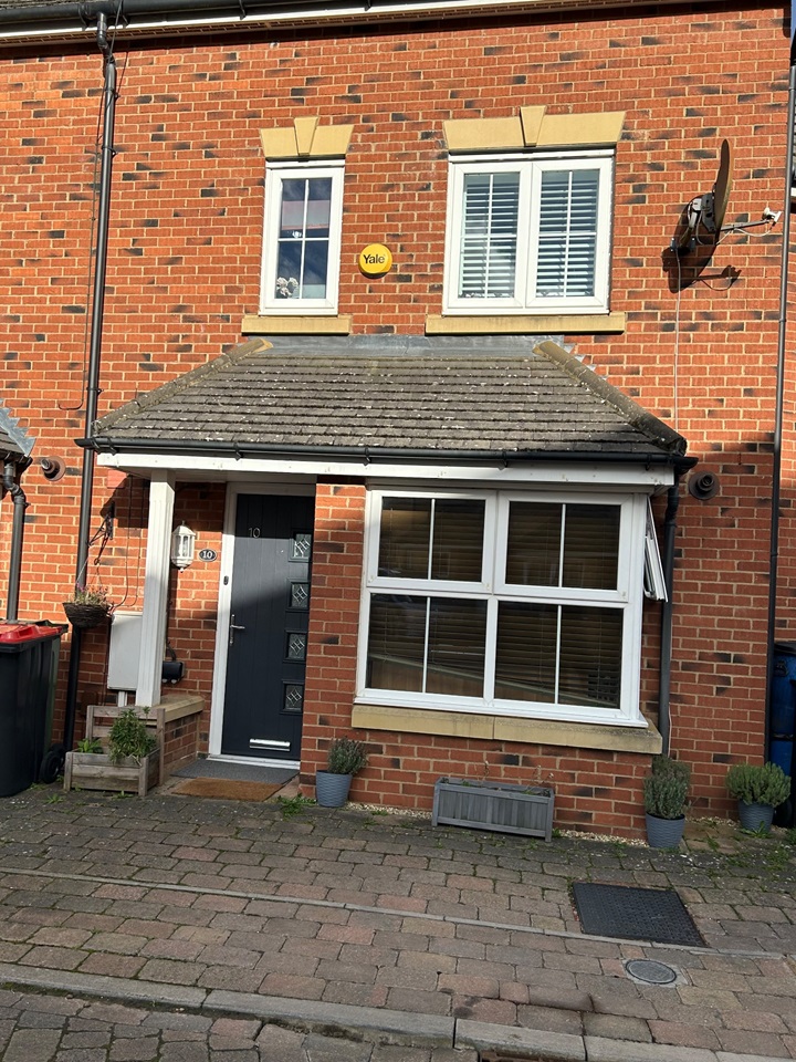 Oxley Park, Milton Keynes 4 Bed Terraced House, Matthau Lane, MK4