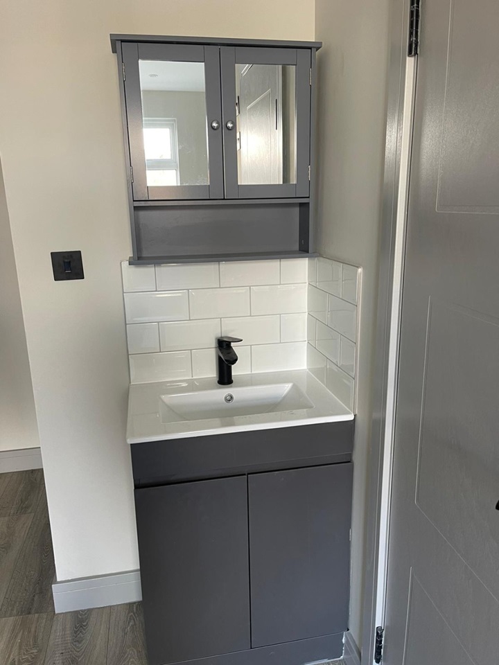 West Drayton Studio Flat, Yew Avenue, UB7 To Rent Now for £1,000.00 p/m