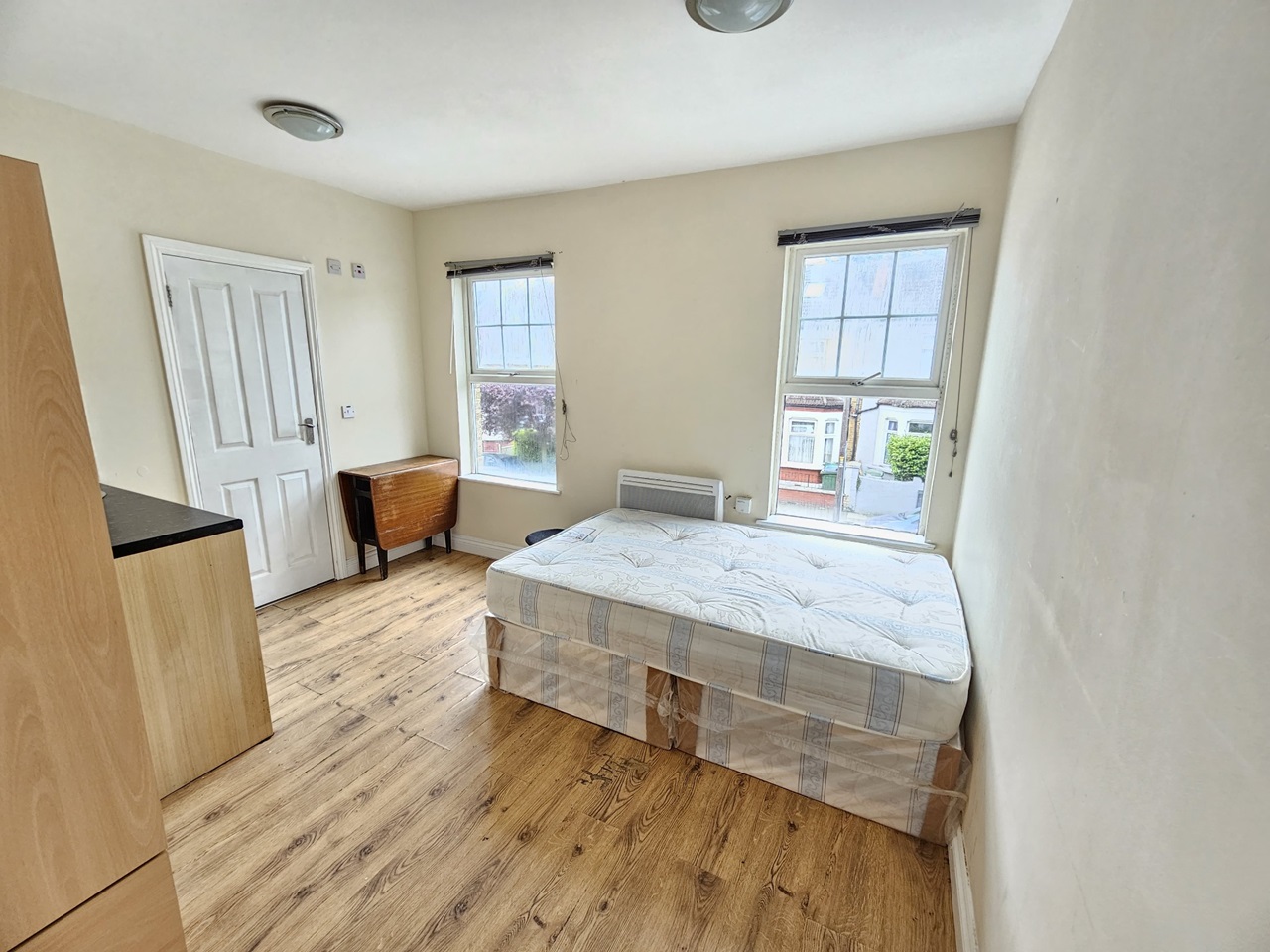 Abbey Wood Plumstead Greenwich London Studio Flat, Abbey Wood