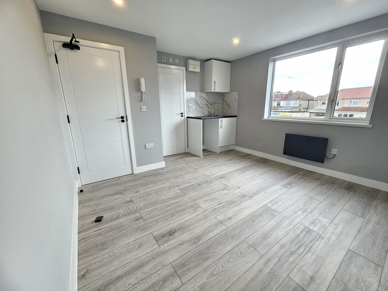 Pinner Harrow London Studio Flat, Pinner Harrow London, HA2 To Rent