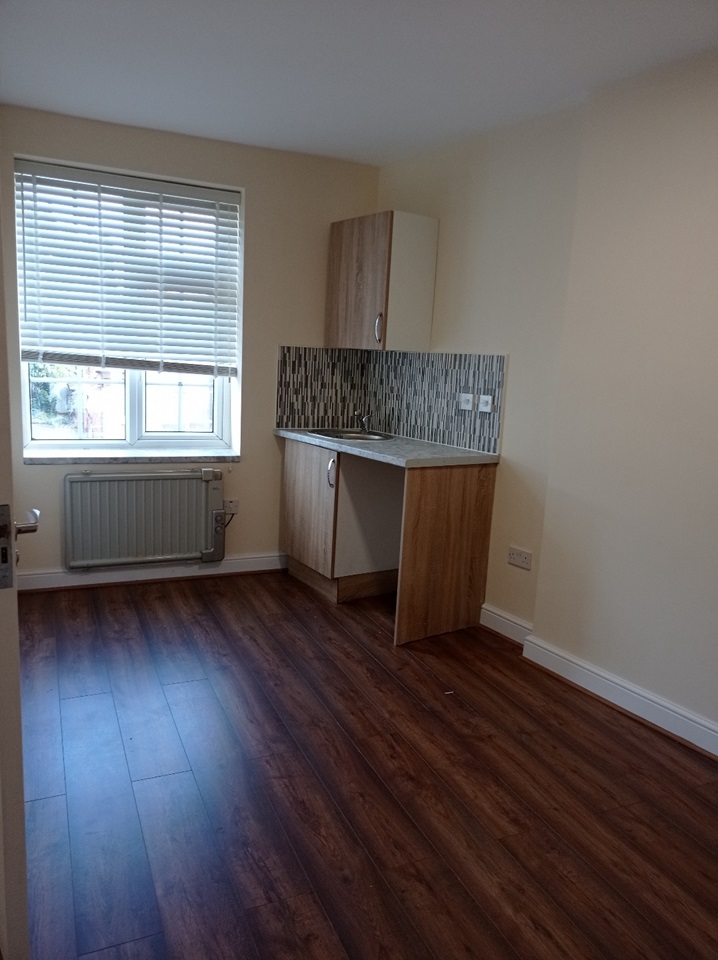 Perivale, Greenford Studio Flat, Thirlmere Avenue, UB6 To Rent Now