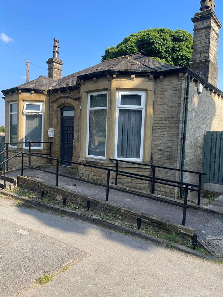 Bradford 2 Bed Bungalow, Thornbury House, BD3 To Rent Now for £1,500.00 p/m