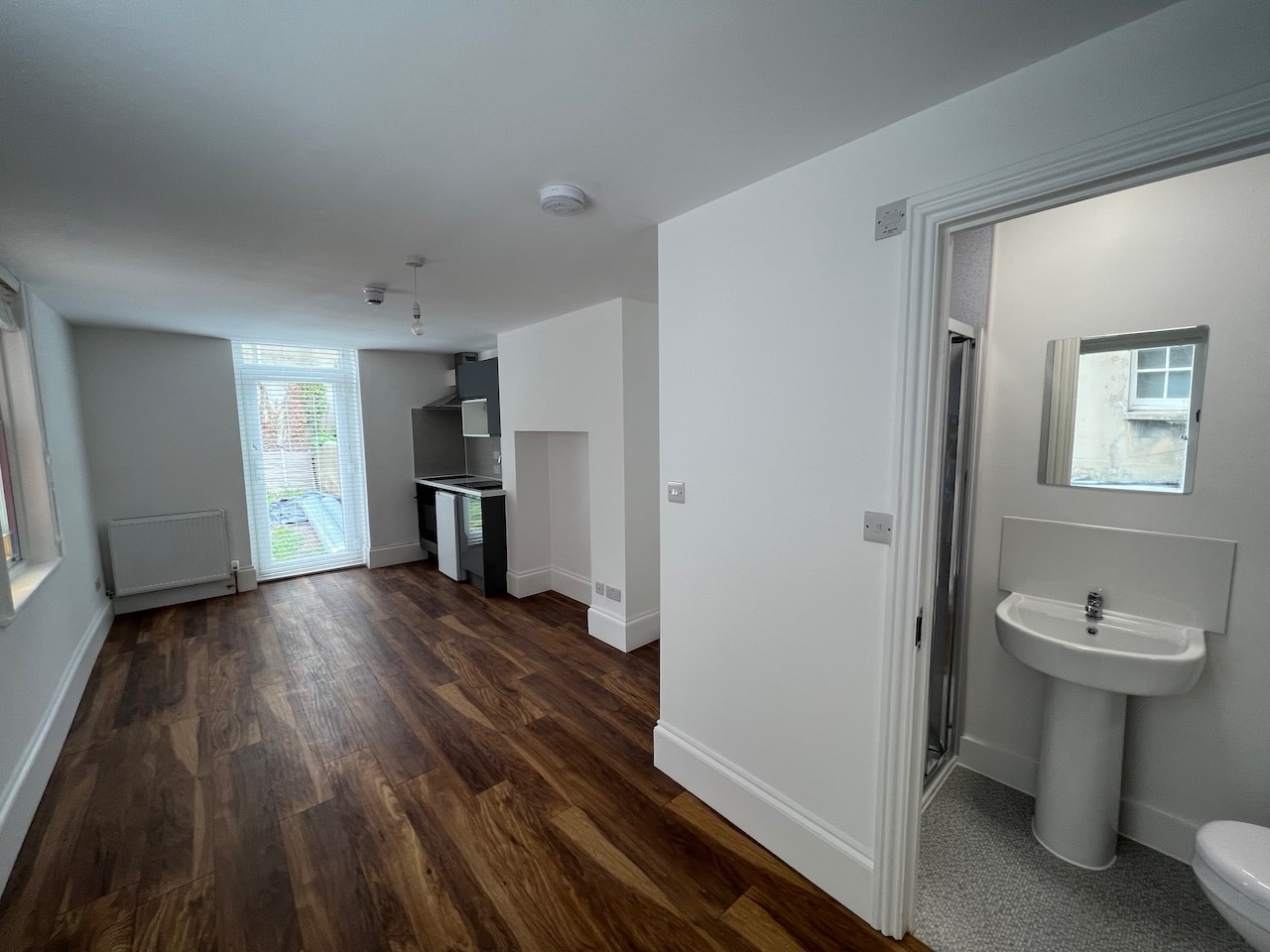 Studio Flat, Lansdowne Place, BN3