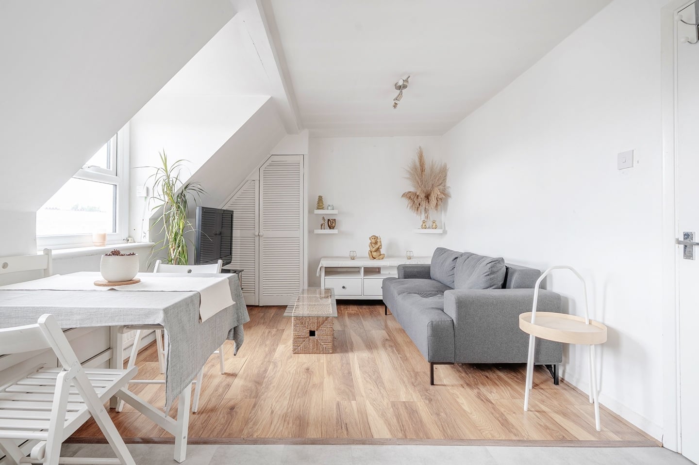 2 Bed Flat, Coldharbour Lane, SE5