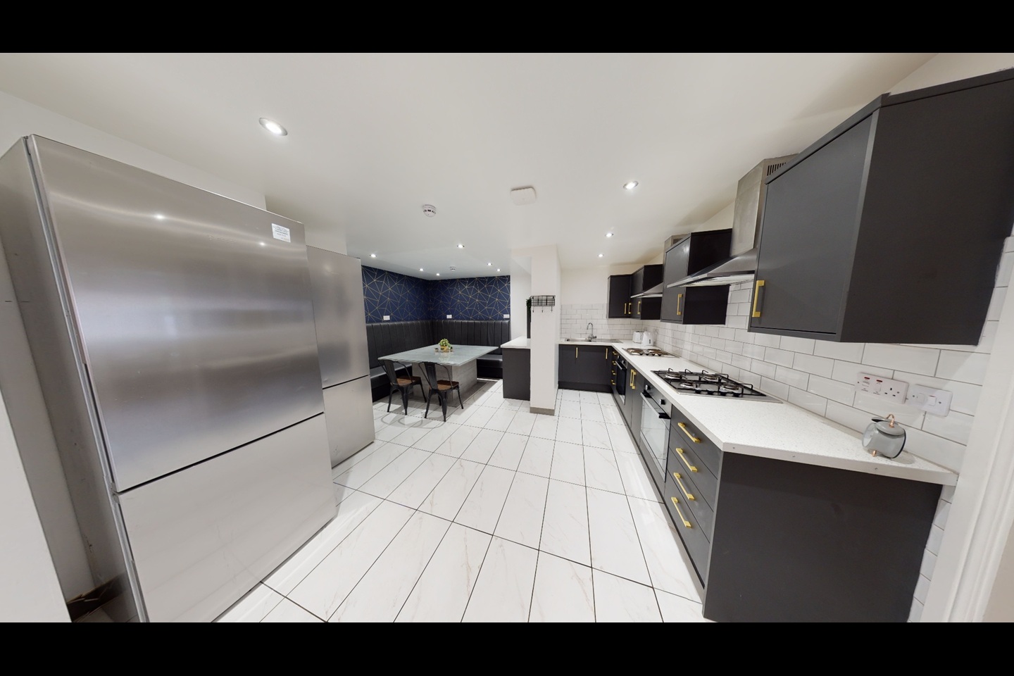 8 Bed Semi-Detached House, Charter Avenue, CV4
