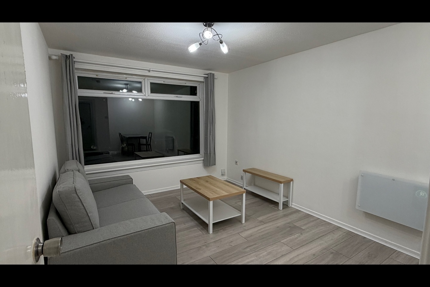 1 Bed Flat, North Fort St, EH6