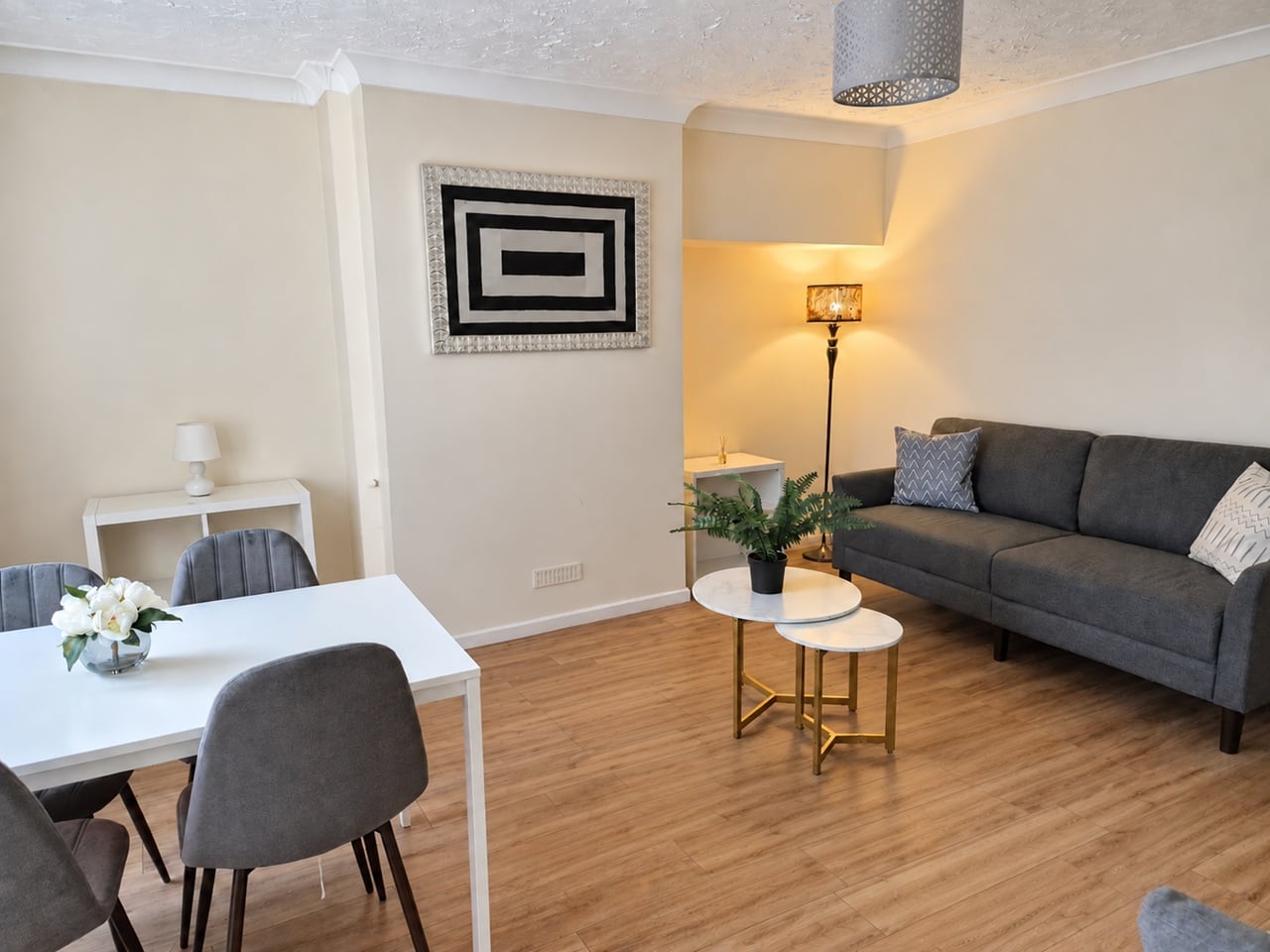 6 Bed Semi-Detached House, Laburnum Close, CB4