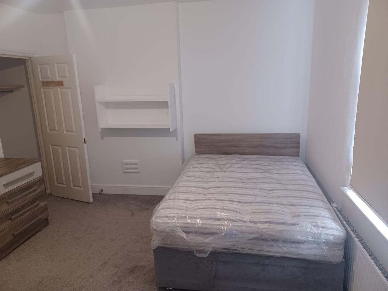 Room in a Shared Flat, Cambridge Avenue, NW6