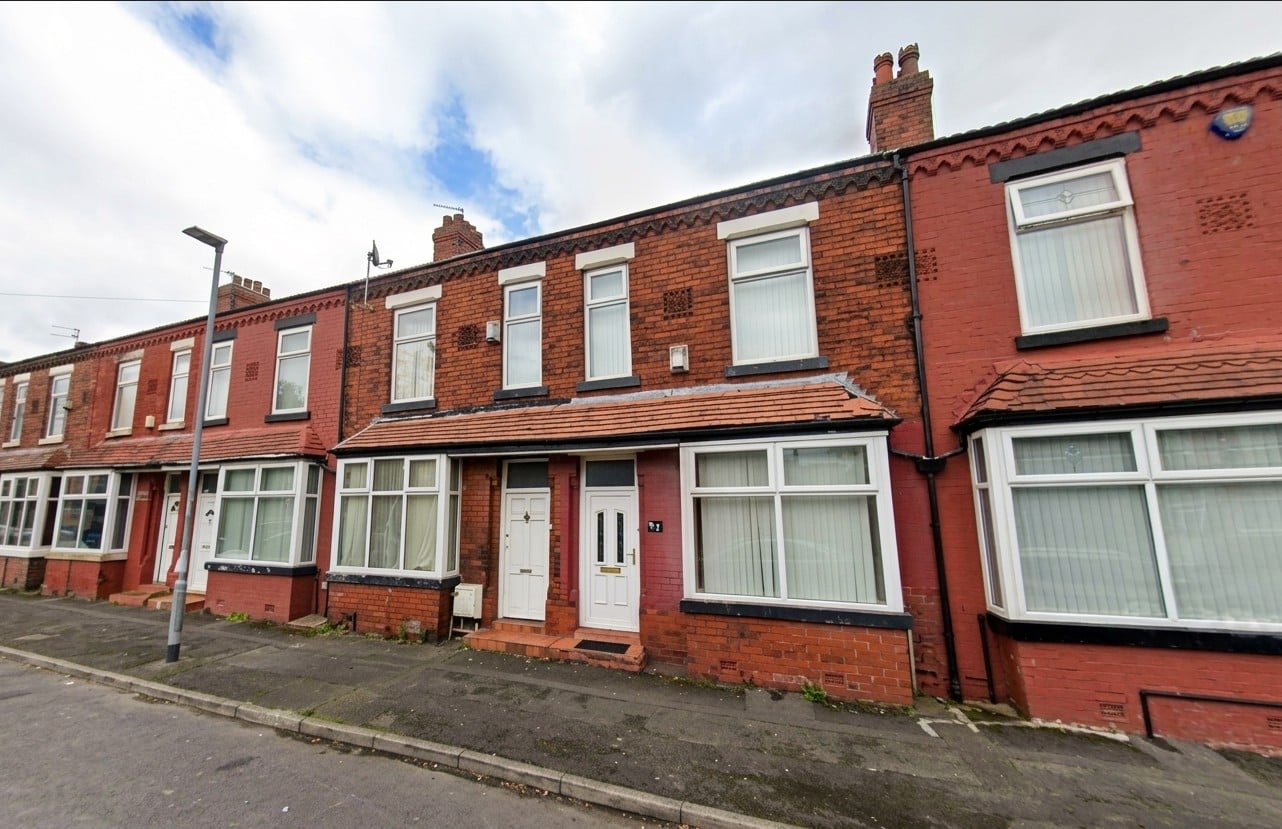 2 Bed Flat, Cromwell Avenue, M16