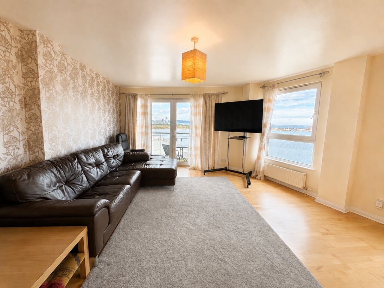 3 Bed Flat, Portland Gardens, EH6