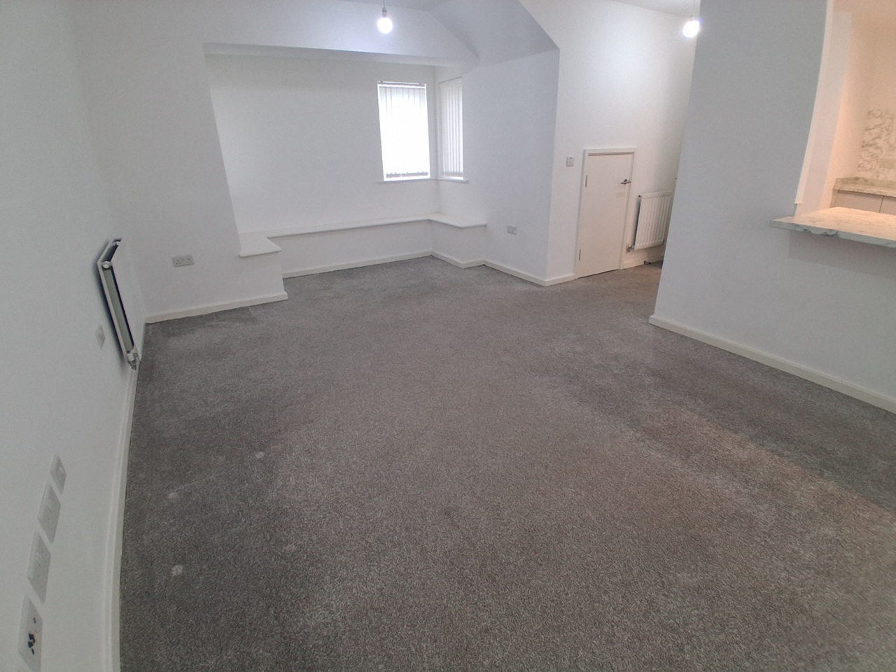 2 Bed Flat, St Cyprian Place, L7