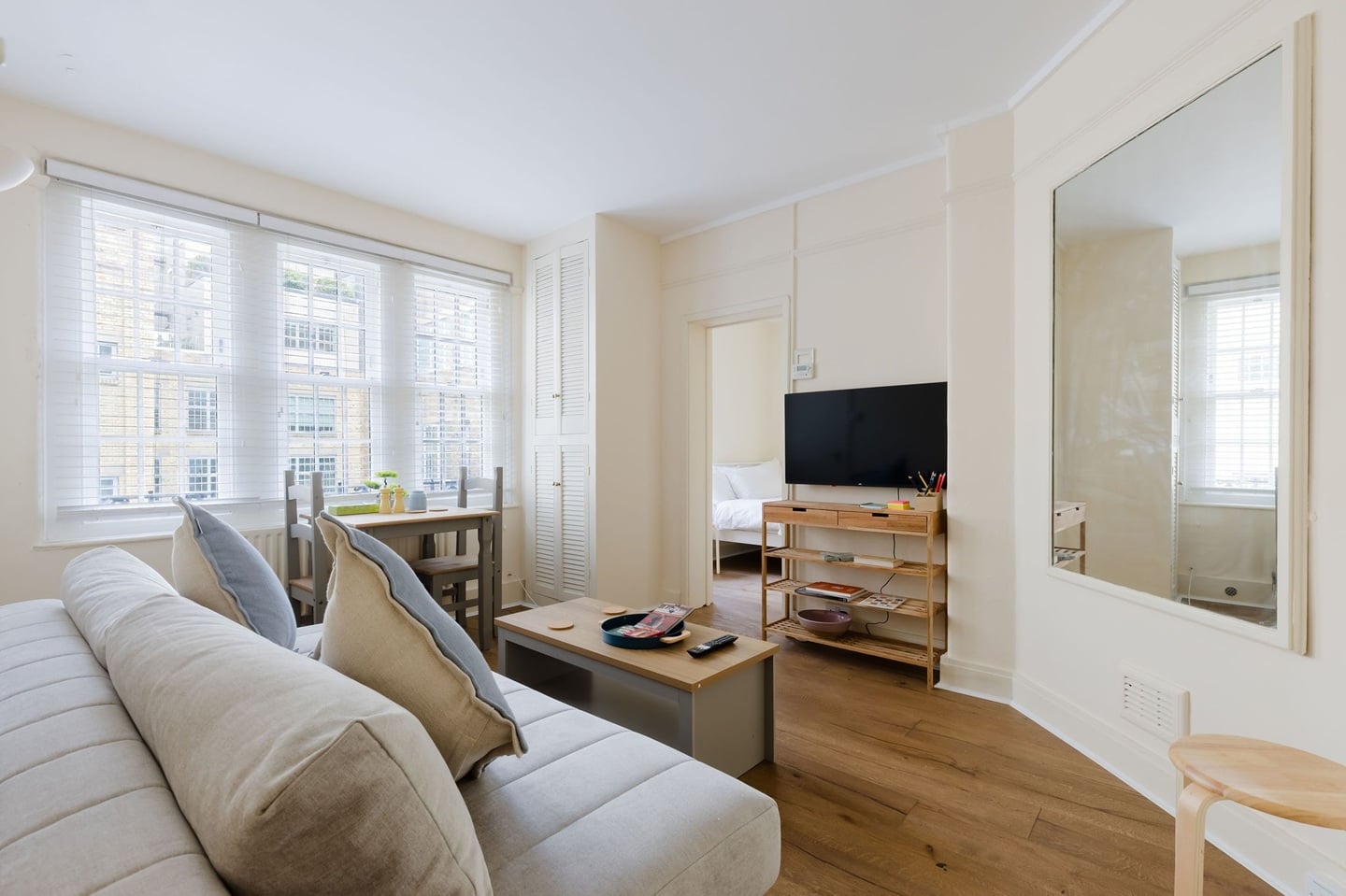 1 Bed Flat, Marshall St, W1F
