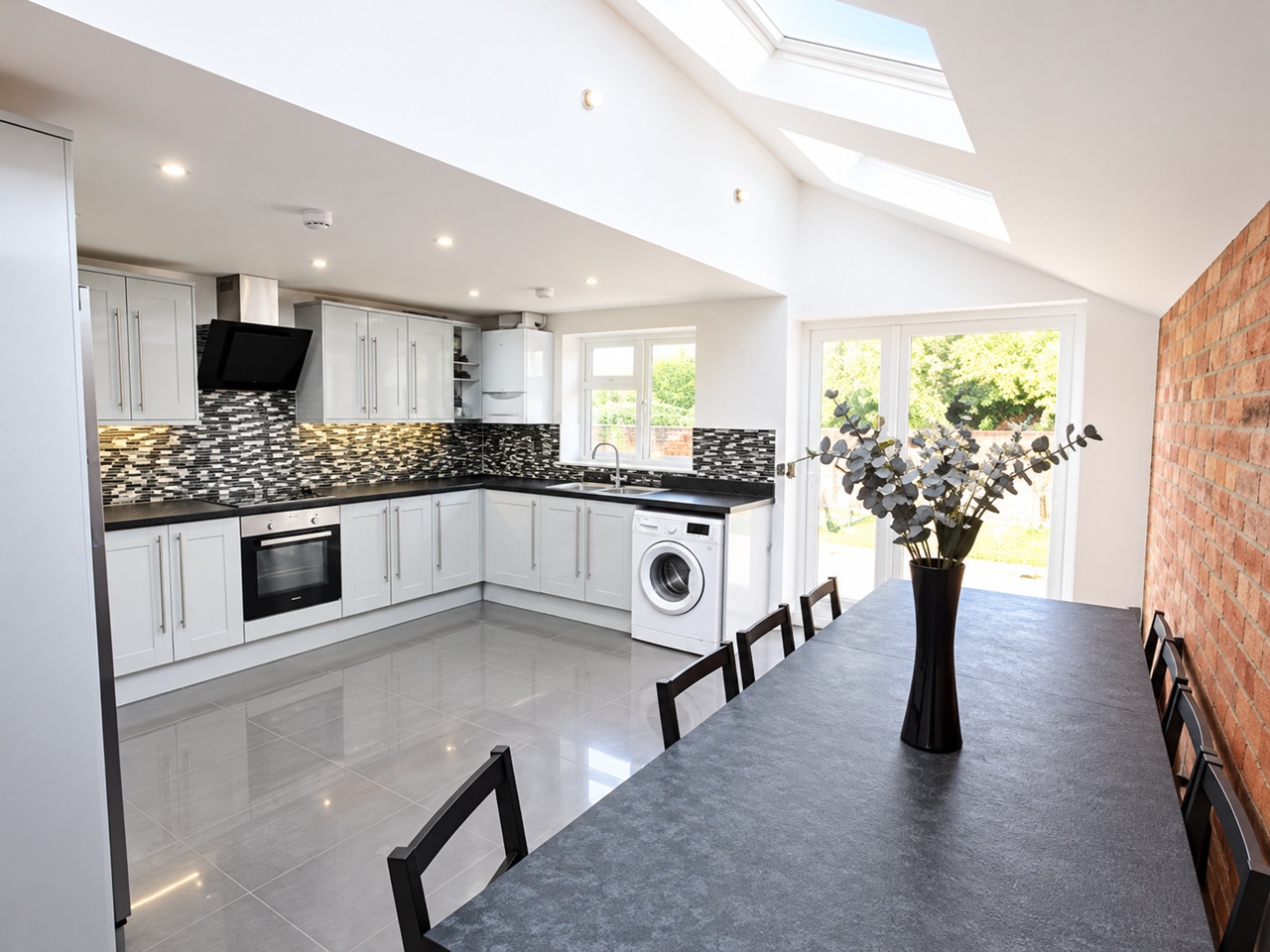 6 Bed Detached House, Donnington Road, RG1