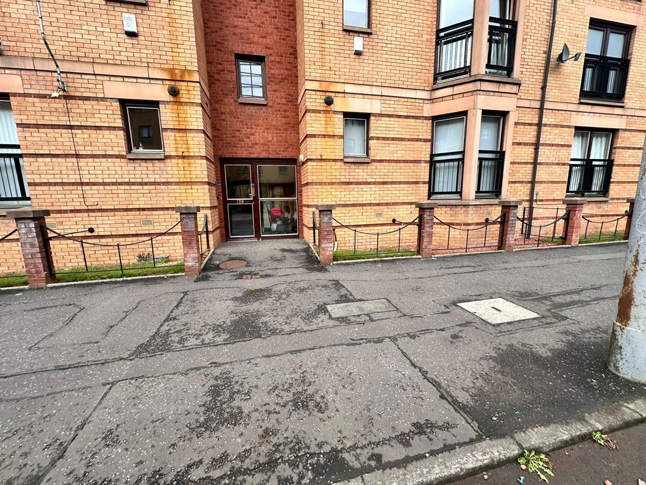 2 Bed Flat, Kelvinhaugh St, G3