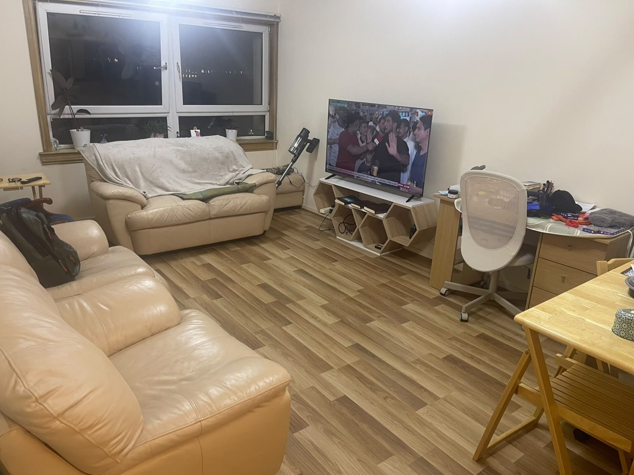 2 Bed Flat, St. Mungo Place, G4
