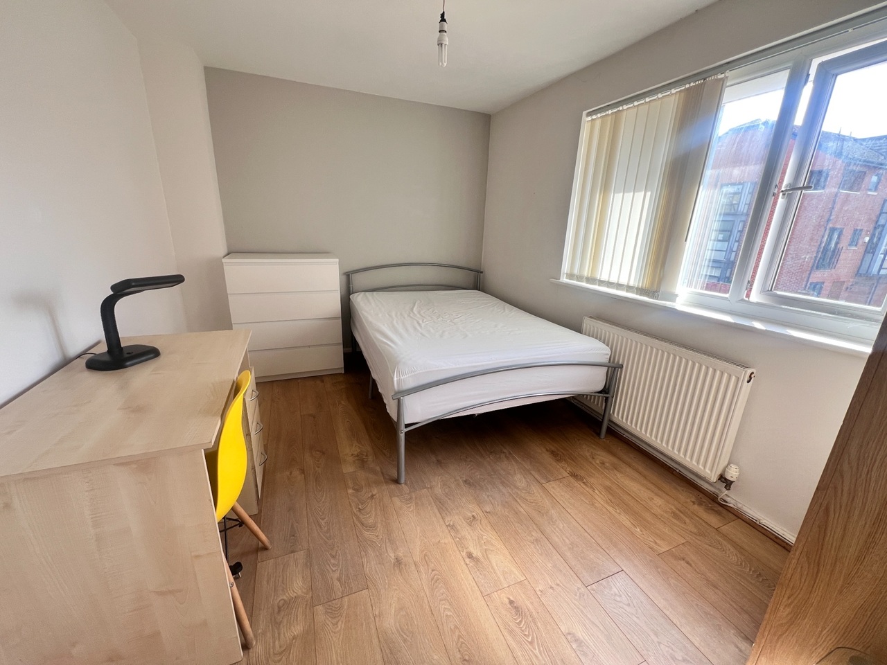 Room in a Shared House, Addison Close, M13