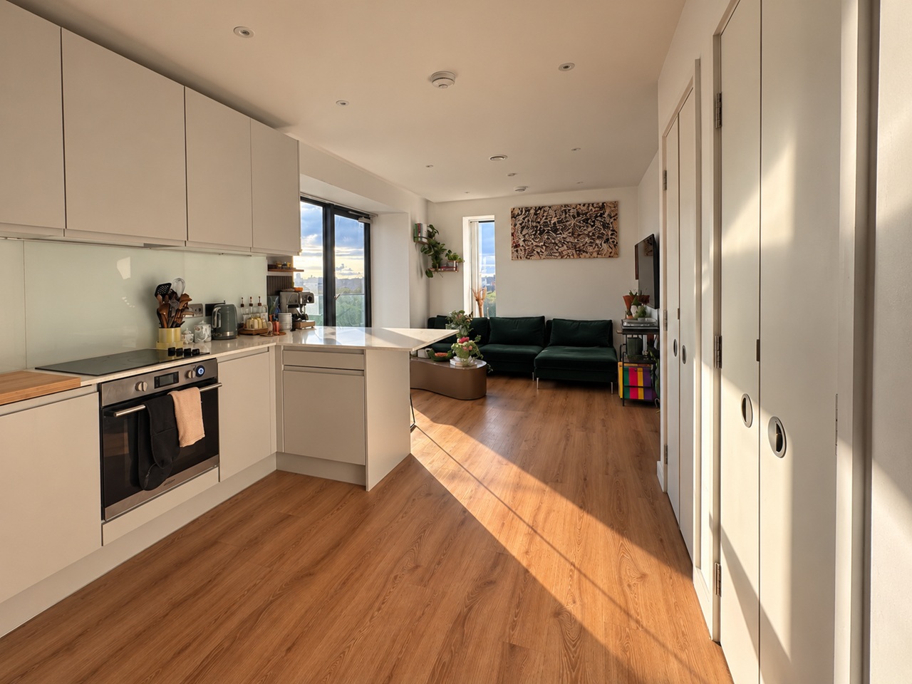 2 Bed Flat, Local Blackfriars, M3