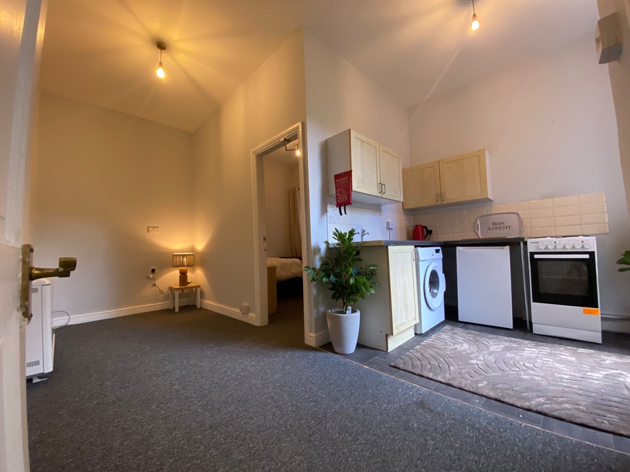 1 Bed Flat, Mansfield Road, NG5