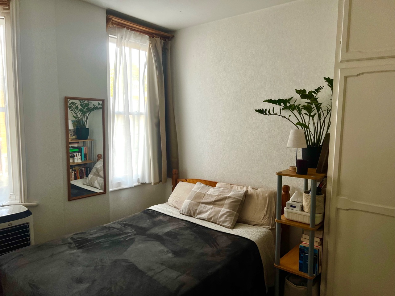 Room in a Shared Flat, De Laune St, SE17