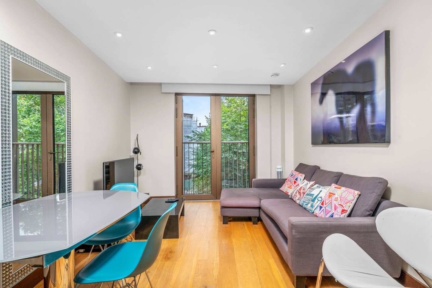 1 Bed Flat, Fetter Lane, EC4A