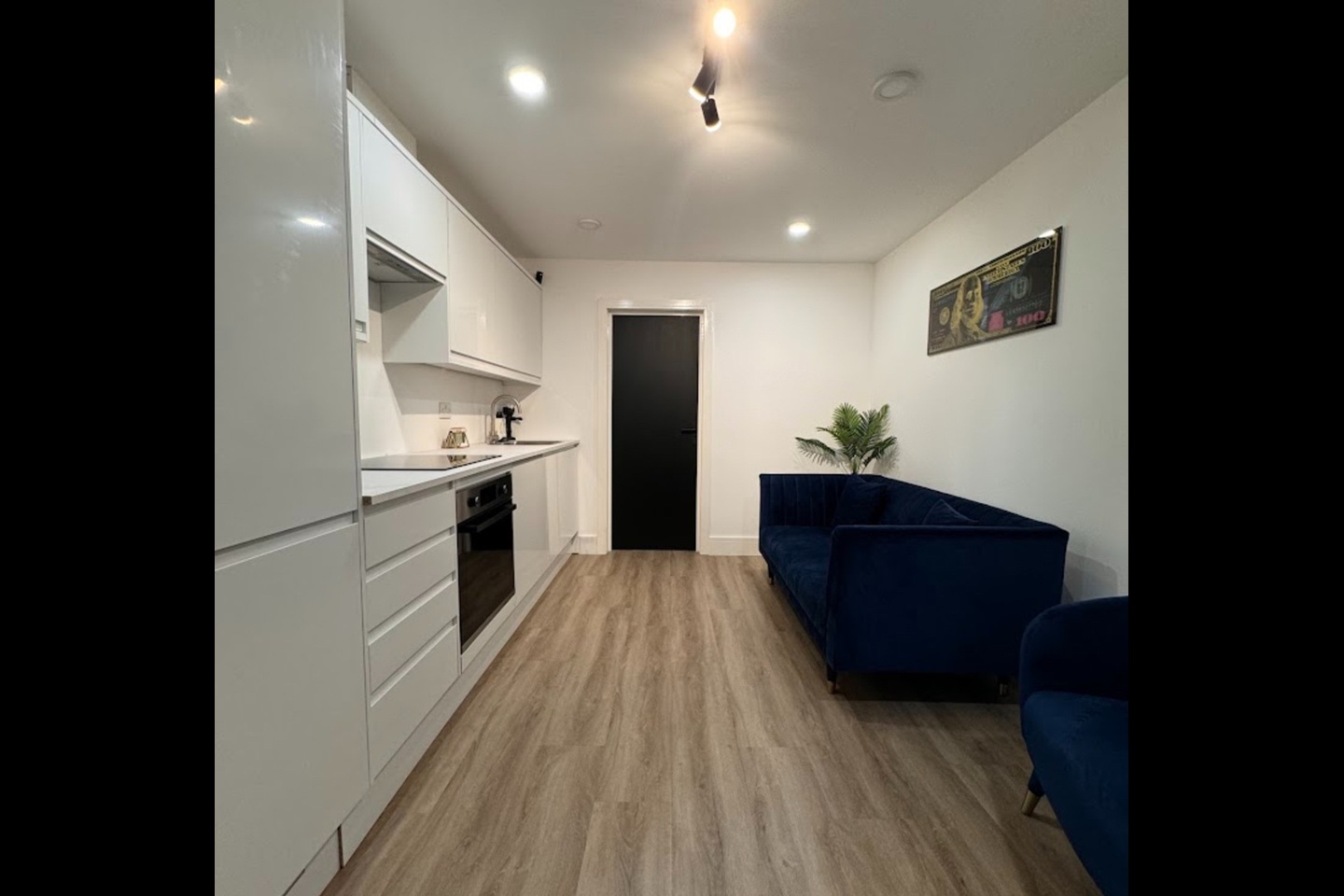1 Bed Flat, Malthouse Lane, RG1