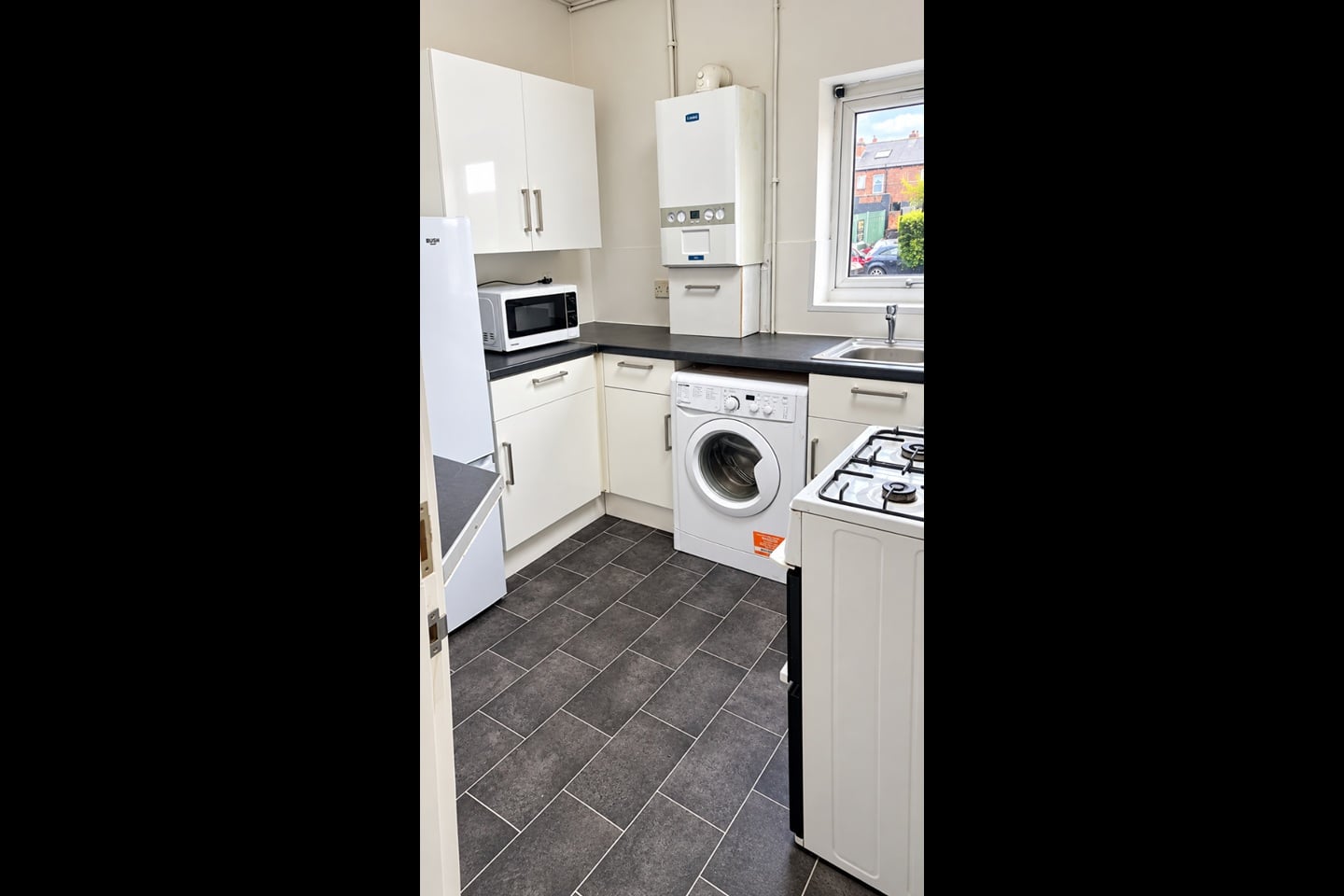 2 Bed Flat, London Road, S2