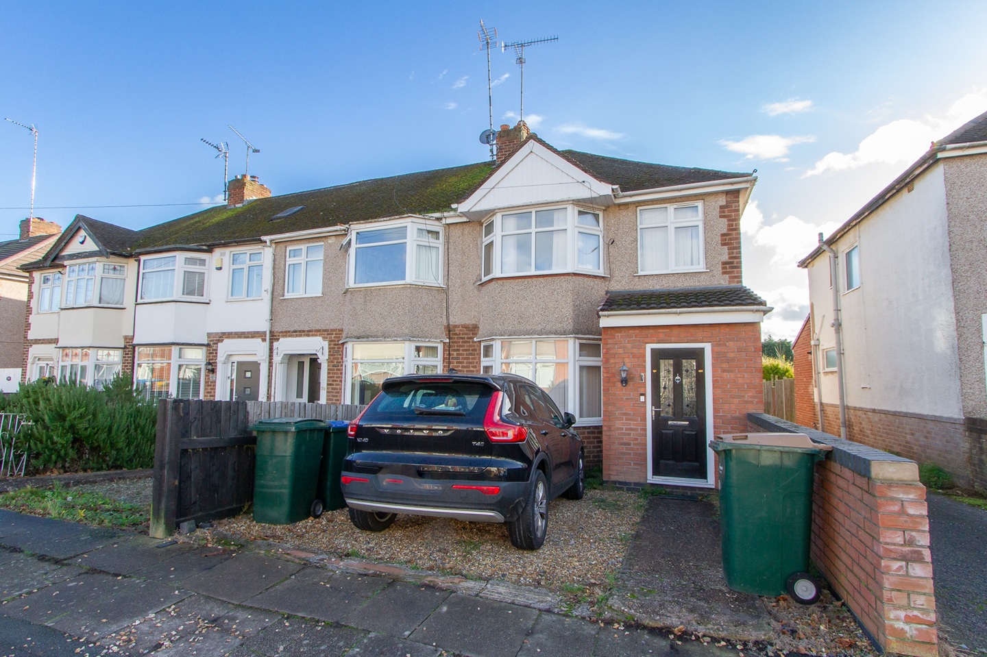 4 Bed Semi-Detached House, Benedictine Road, CV3