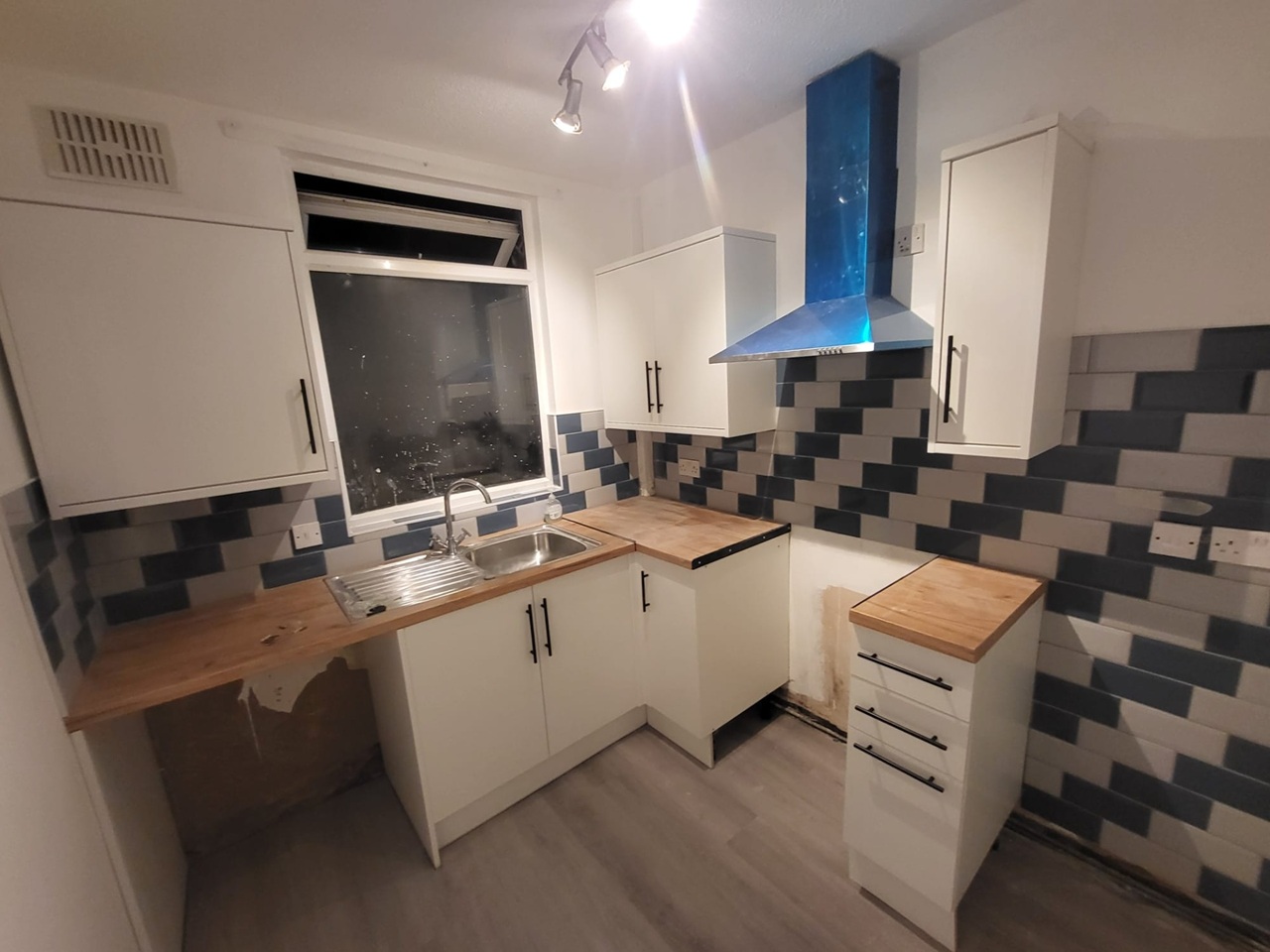 2 Bed Terraced House, Gidlow Road, L13