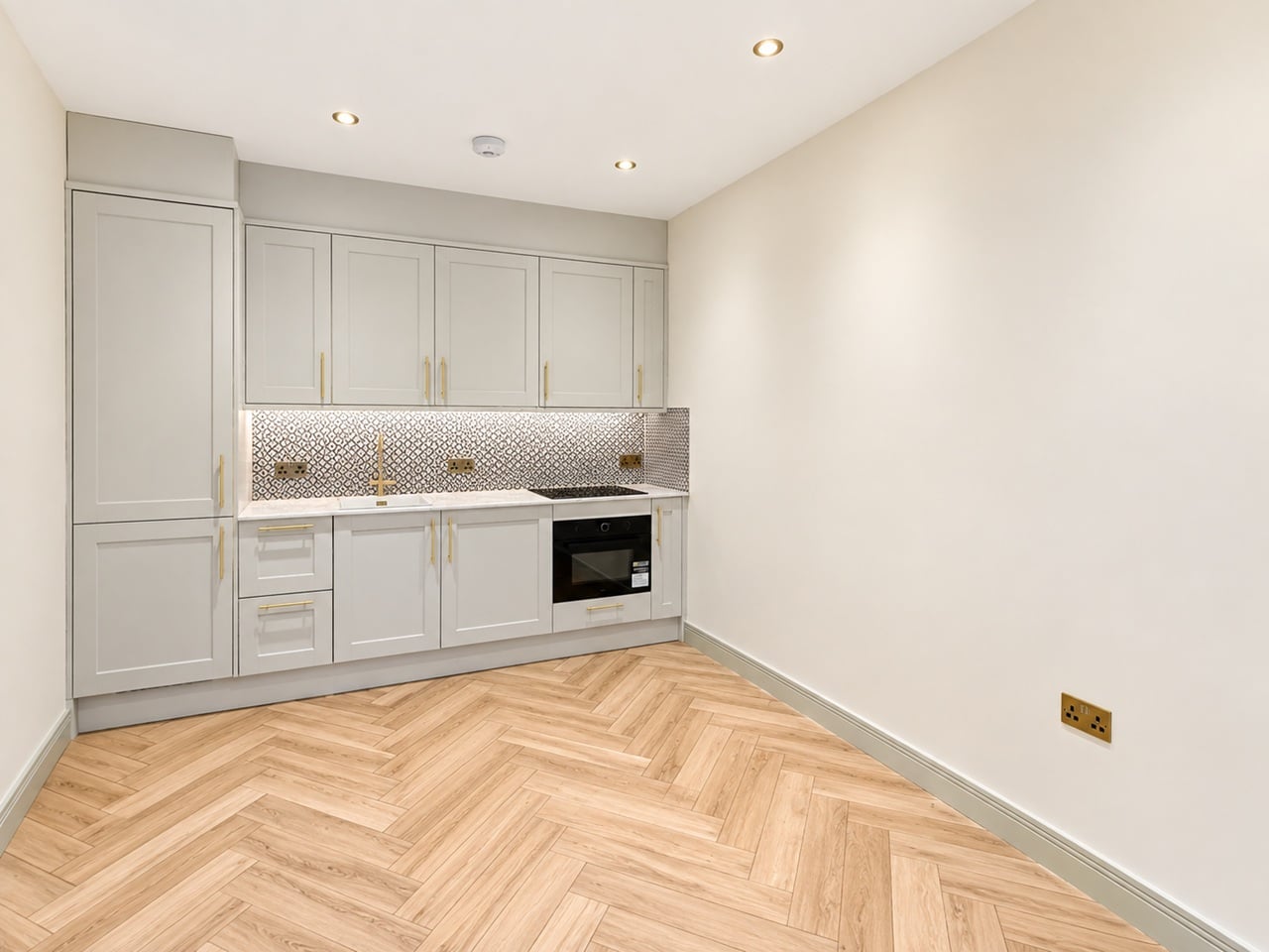 1 Bed Flat, Spitfire House, BN3