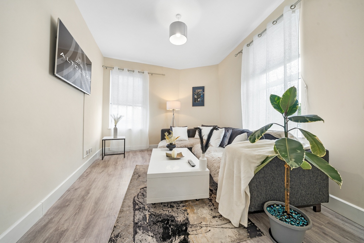 4 Bed Semi-Detached House, Ashley Road, BS6