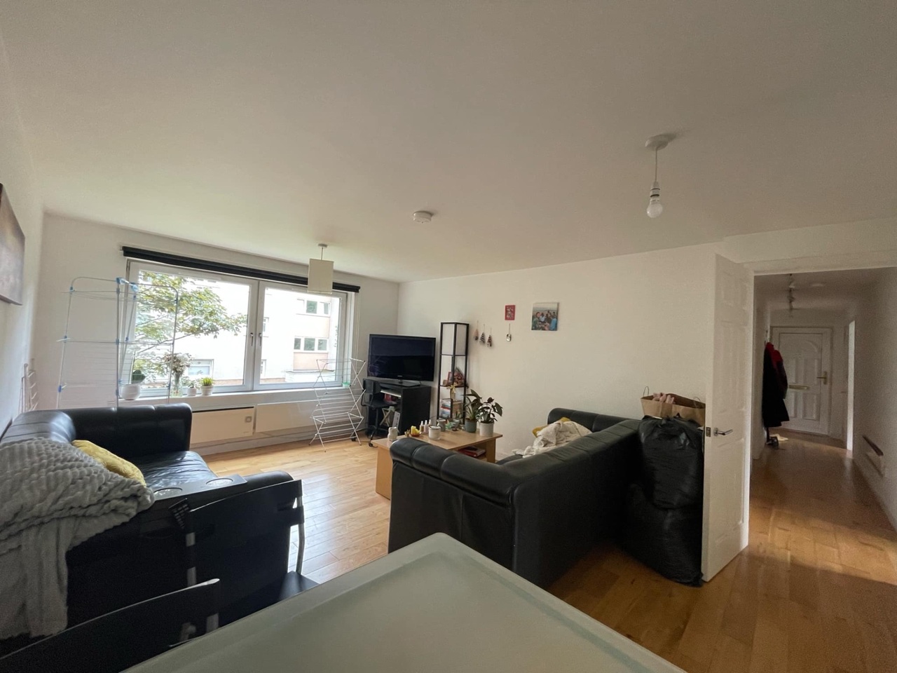 Room in a Shared Flat, St Mungos Avenue, G4