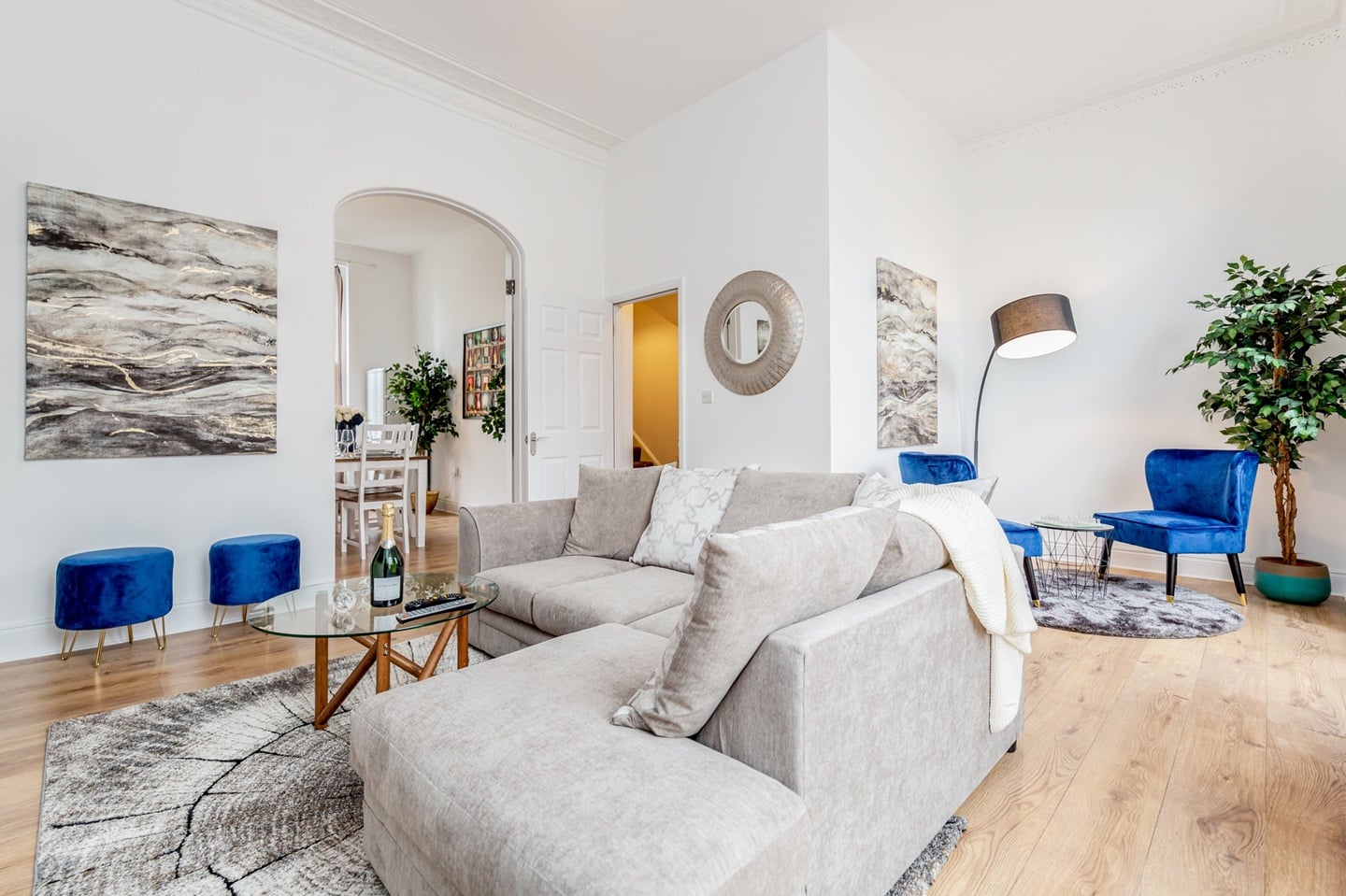 4 Bed Flat, Holland Road, W14