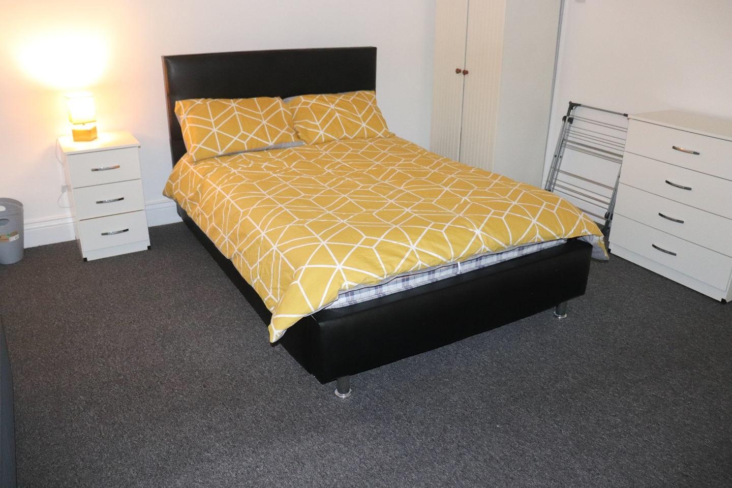 Room in a Shared House, Frances Road, B23